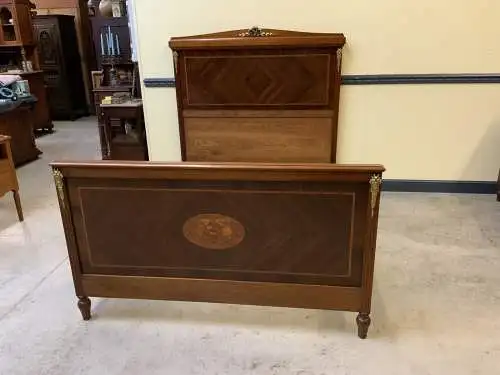 Antikes Jugendstil Prunk Bett, Bronzeverzierungen, Rosenholz-Lieferung möglich!