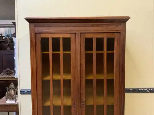 Antiker Jugendstil Bücherschrank, Vitrine, Traumhaft - Lieferung möglich!
