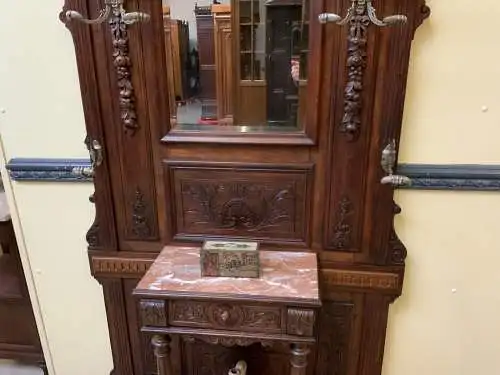 Antike imposante Historismus Garderobe, Jugendstil - Lieferung möglich!