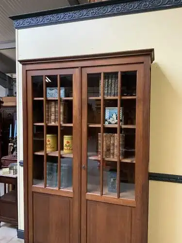 Antiker Jugendstil Bücherschrank, Vitrine, Traumhaft - Lieferung möglich!