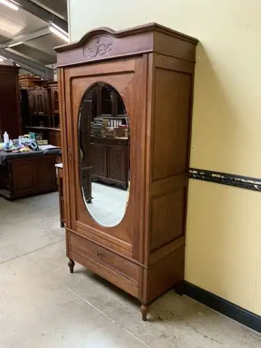 Antiker Jugendstil Wäscheschrank, -   Lieferung möglich!