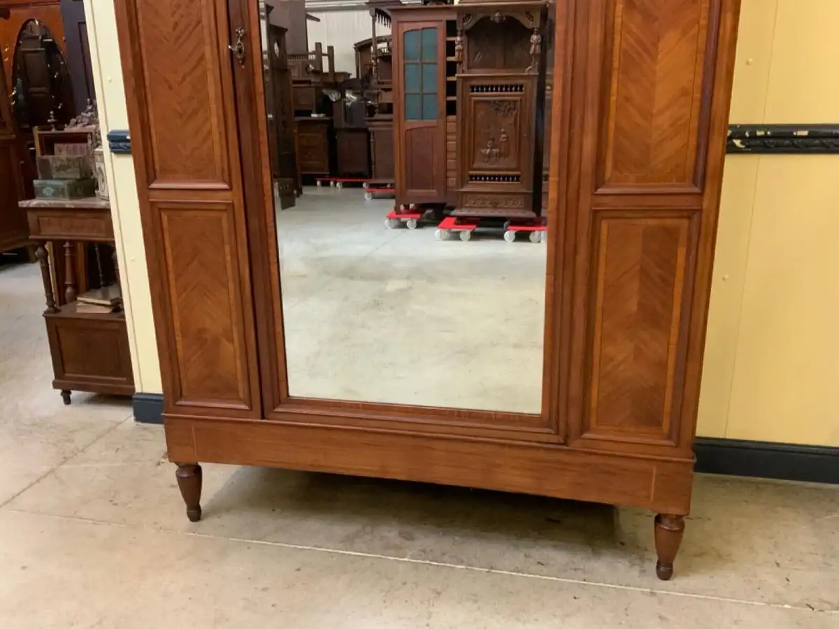 Antiker Jugendstil Wäscheschrank, Kleiderschrank,    - Lieferung möglich! 6