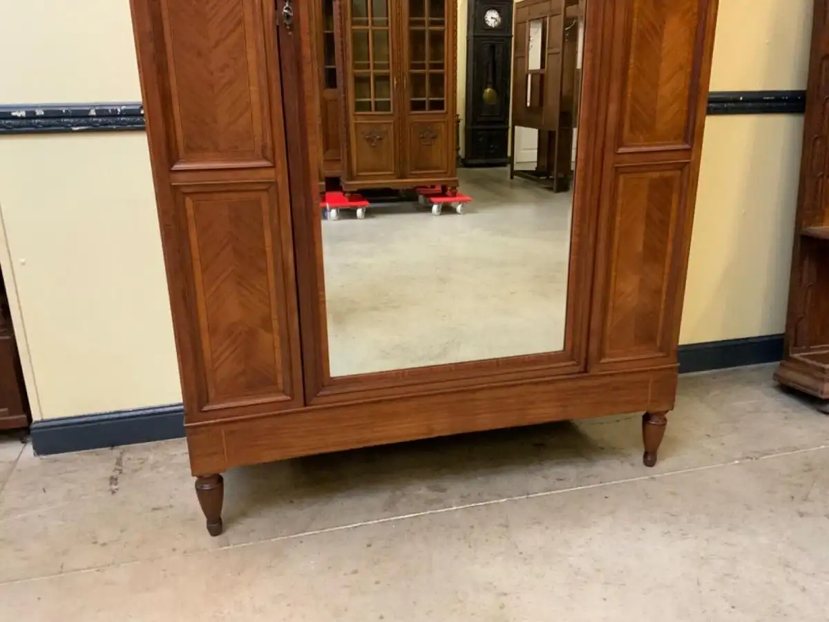 Antiker Jugendstil Wäscheschrank, Kleiderschrank,    - Lieferung möglich! 8