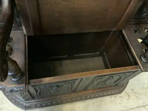 Antike Bretonische Garderobe mit Truhenbank - traumhaft - Lieferung möglich! 11