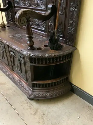 Antike Bretonische Garderobe mit Truhenbank - traumhaft - Lieferung möglich! 9