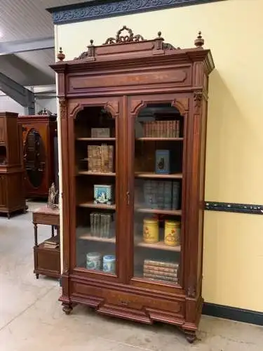 Antiker sensationeller Jugendstil Bücherschrank, Vitrine - Lieferung möglich!