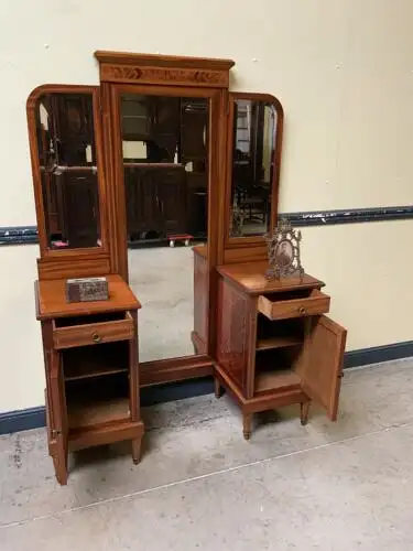 Antike Jugendstil  Kommode, - Traumhaft schön - Lieferung möglich!