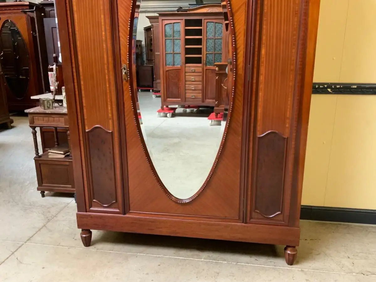 Antiker Art Deco Kleiderschrank - Traumhaft- Lieferung möglich! 8