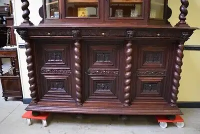 Antikes monumentales Neorenaissance Buffet, Kredenz - Lieferung möglich! 1