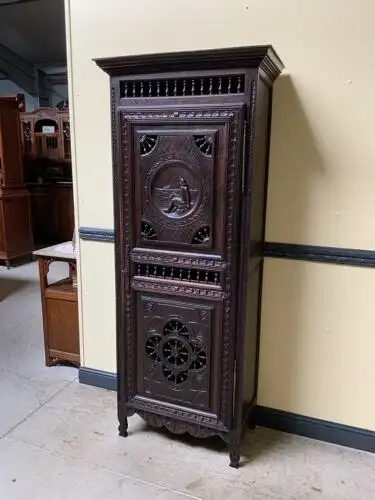 Antiker bretonischer Geschirrschrank, Vertiko, Traumhaft - Lieferung möglich! 1