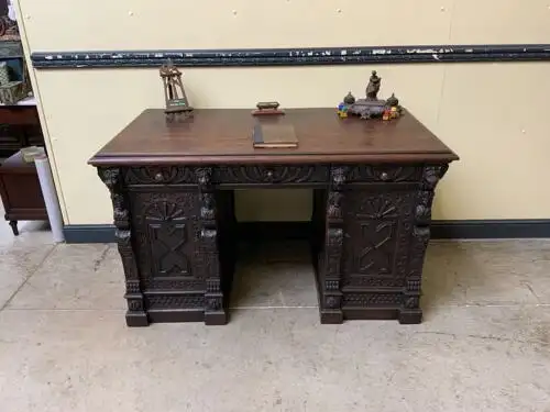 Antiker Gründerzeit Schreibtisch, Löwenköpfe - Lieferung möglich! 0