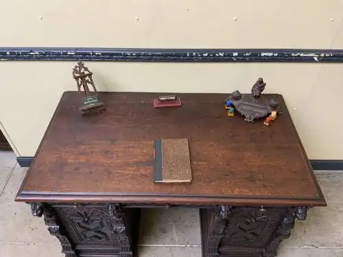 Antiker Gründerzeit Schreibtisch, Löwenköpfe - Lieferung möglich! 16