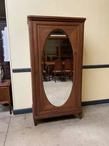 Antiker Jugendstil  Kleiderschrank mit Wäschefach  - Lieferung möglich!