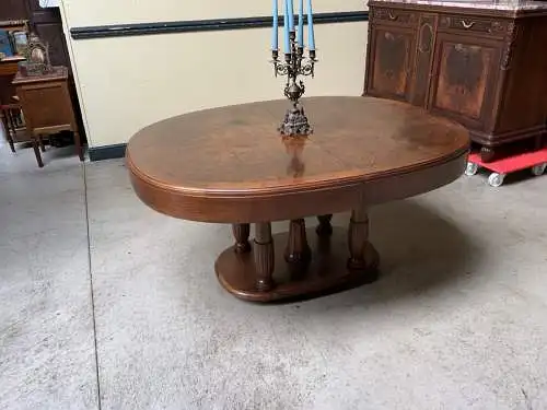 Antik - Ausziehtisch, Tisch, Nußbaum, oval - Art Deco - Lieferung möglich!