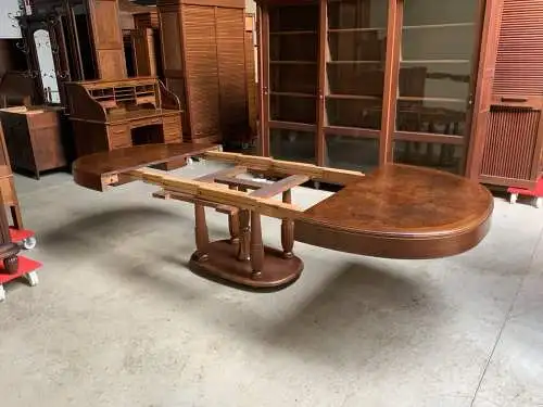 Antik - Ausziehtisch, Tisch, Nußbaum, oval - Art Deco - Lieferung möglich!