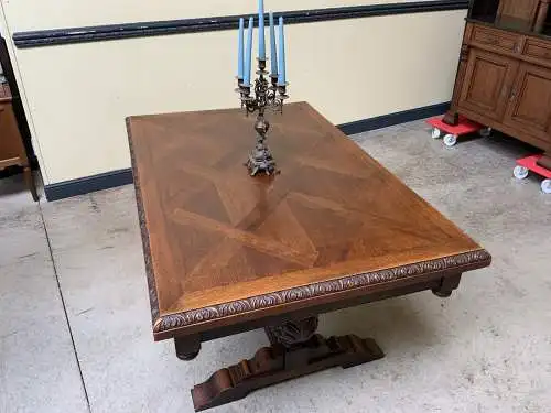 Antik - imposanter Ausziehtisch, 242 cm lang -Neorenaissance- Lieferung möglich!