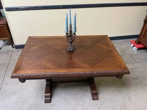 Antik - imposanter Ausziehtisch, 242 cm lang -Neorenaissance- Lieferung möglich!