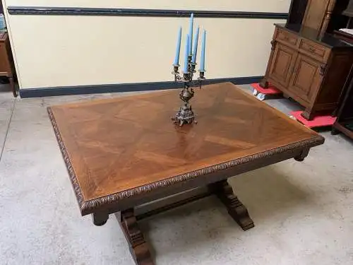 Antik - imposanter Ausziehtisch, 242 cm lang -Neorenaissance- Lieferung möglich!