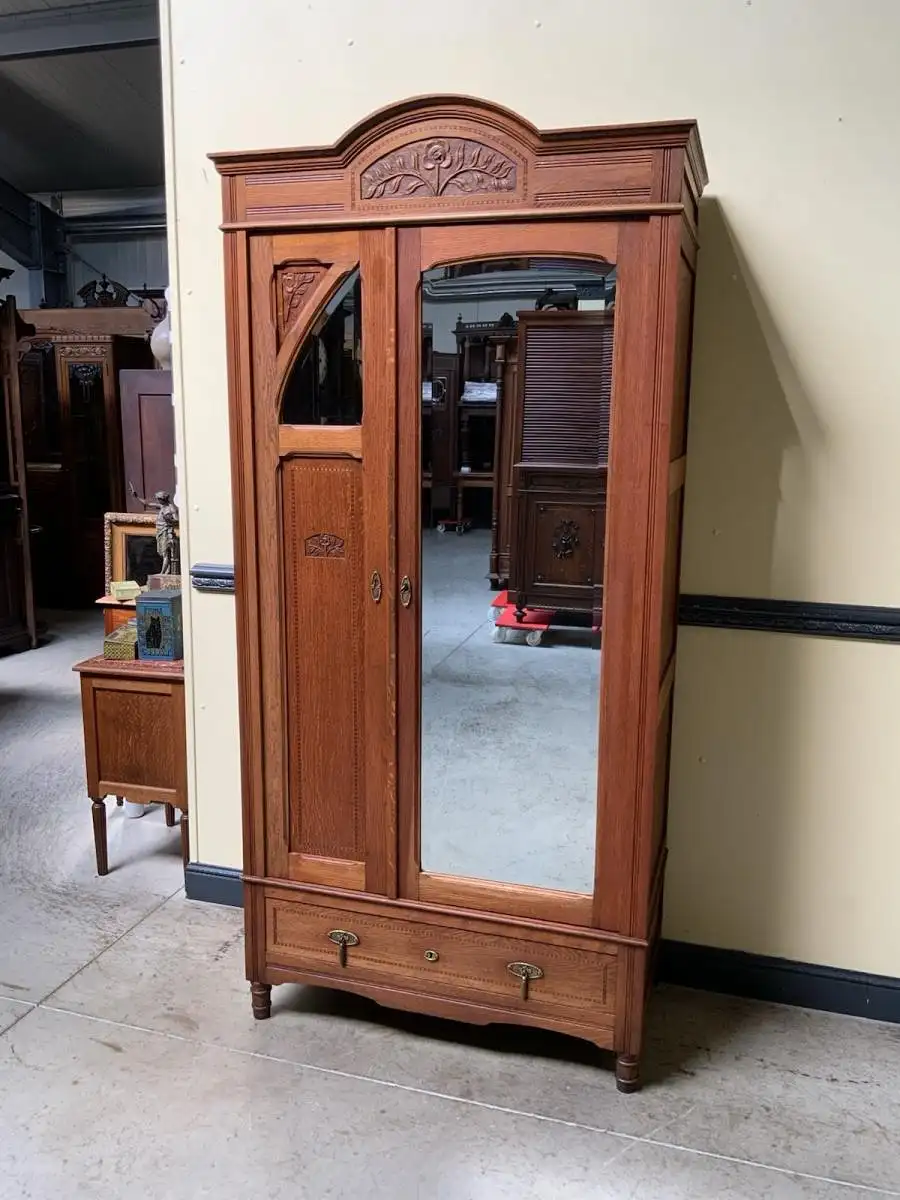 Antiker Jugendstil Wäscheschrank, - Traumhaft schön -   Lieferung möglich! 1