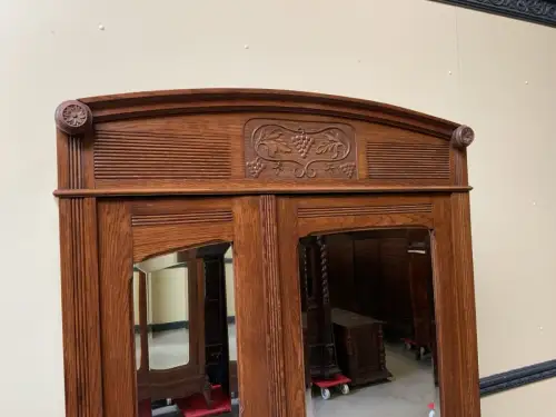 Antik - Kleiderschrank, Wäscheschrank - Jugendstil -  Lieferung möglich!