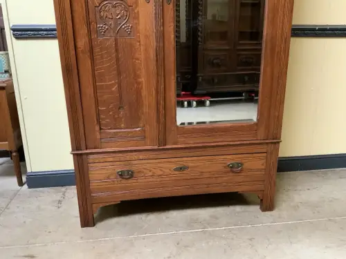 Antik - Kleiderschrank, Wäscheschrank - Jugendstil -  Lieferung möglich!