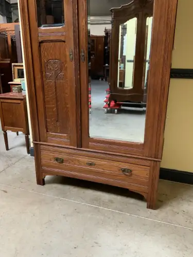 Antik - Kleiderschrank, Wäscheschrank - Jugendstil -  Lieferung möglich!