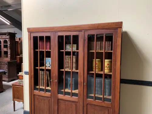 Antiker Jugendstil Bücherschrank, Vitrine  - Traumhaft  - Lieferung möglich!