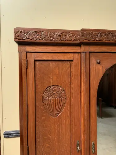 Antik - breiter Wäscheschrank, Kleiderschrank - Art Deco -  Lieferung möglich!