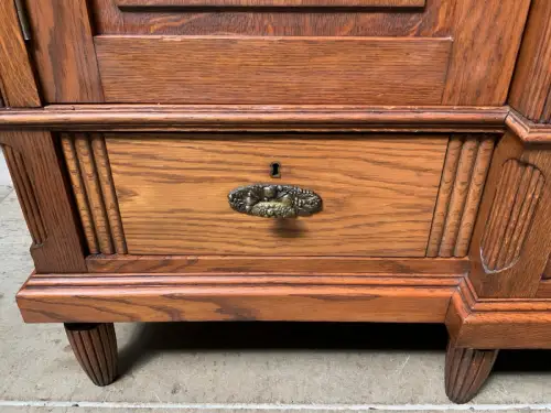 Antik - breiter Wäscheschrank, Kleiderschrank - Art Deco -  Lieferung möglich!