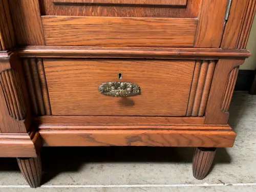 Antik - breiter Wäscheschrank, Kleiderschrank - Art Deco -  Lieferung möglich!