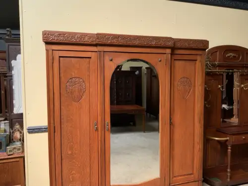 Antik - breiter Wäscheschrank, Kleiderschrank - Art Deco -  Lieferung möglich!