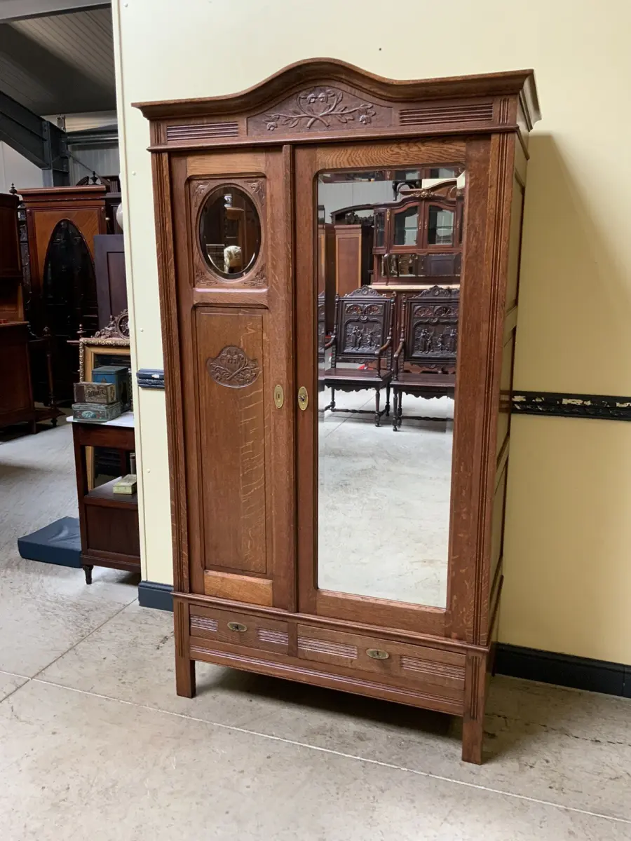 Antiker Jugendstil Wäscheschrank, Kleiderschrank -   Lieferung möglich! 1