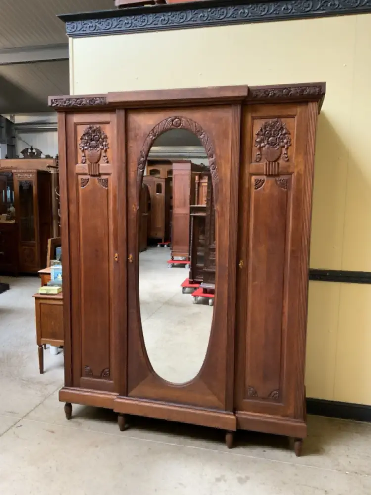 Antik - breiter Wäscheschrank, Kleiderschrank - Art Deco -  Lieferung möglich! 0