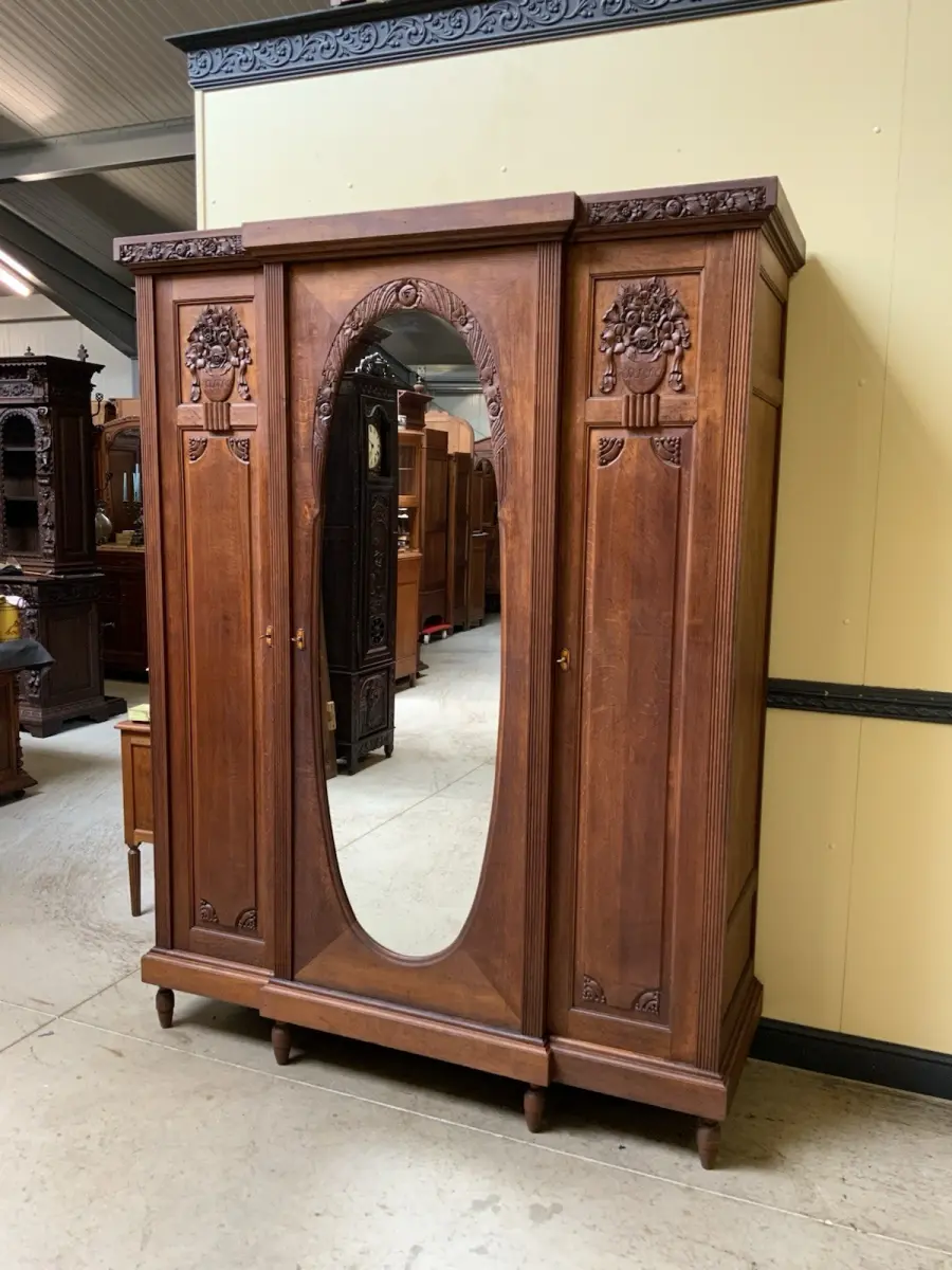 Antik - breiter Wäscheschrank, Kleiderschrank - Art Deco -  Lieferung möglich! 2