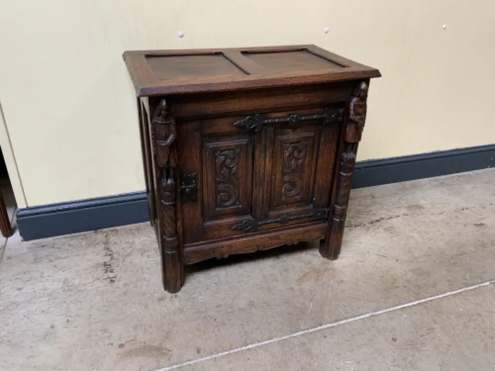 Antik - Truhe,  Bank, Schuhschrank, Neogotik - Traumhaft- Lieferung möglich! 2