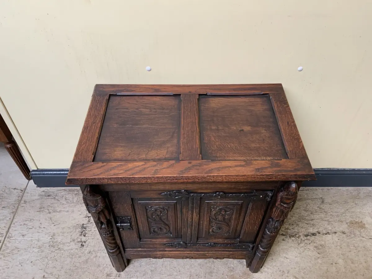 Antik - Truhe,  Bank, Schuhschrank, Neogotik - Traumhaft- Lieferung möglich! 7