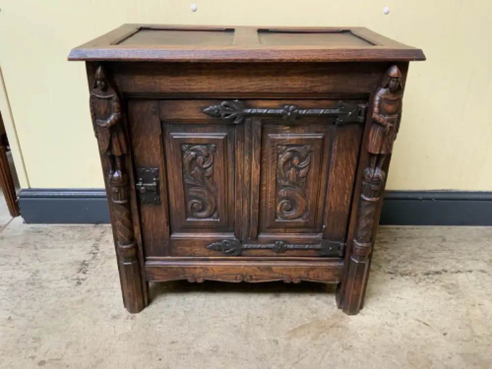 Antik - Truhe,  Bank, Schuhschrank, Neogotik - Traumhaft- Lieferung möglich! 8