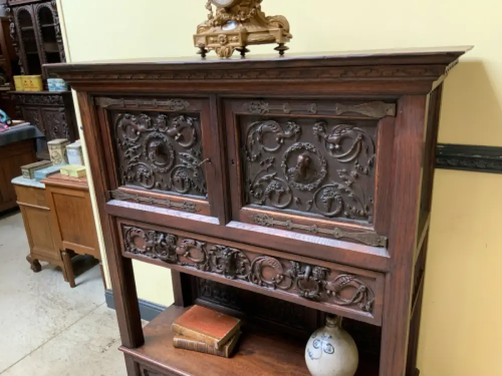 Antiker neogotischer Silberschrank, Anrichte, Vertiko - Lieferung möglich! 11