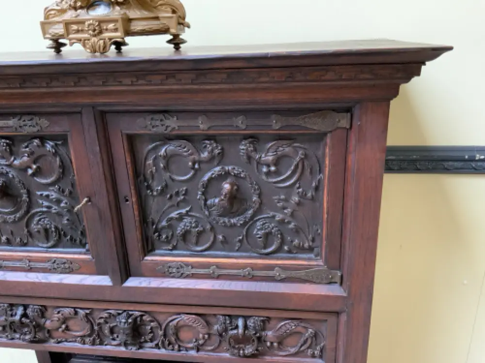 Antiker neogotischer Silberschrank, Anrichte, Vertiko - Lieferung möglich! 16