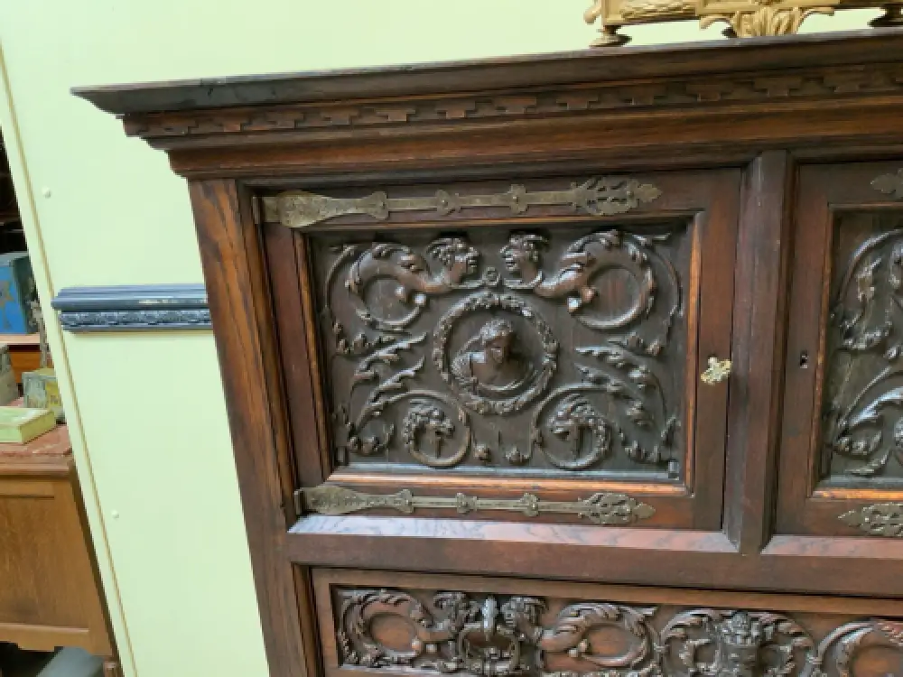 Antiker neogotischer Silberschrank, Anrichte, Vertiko - Lieferung möglich! 17