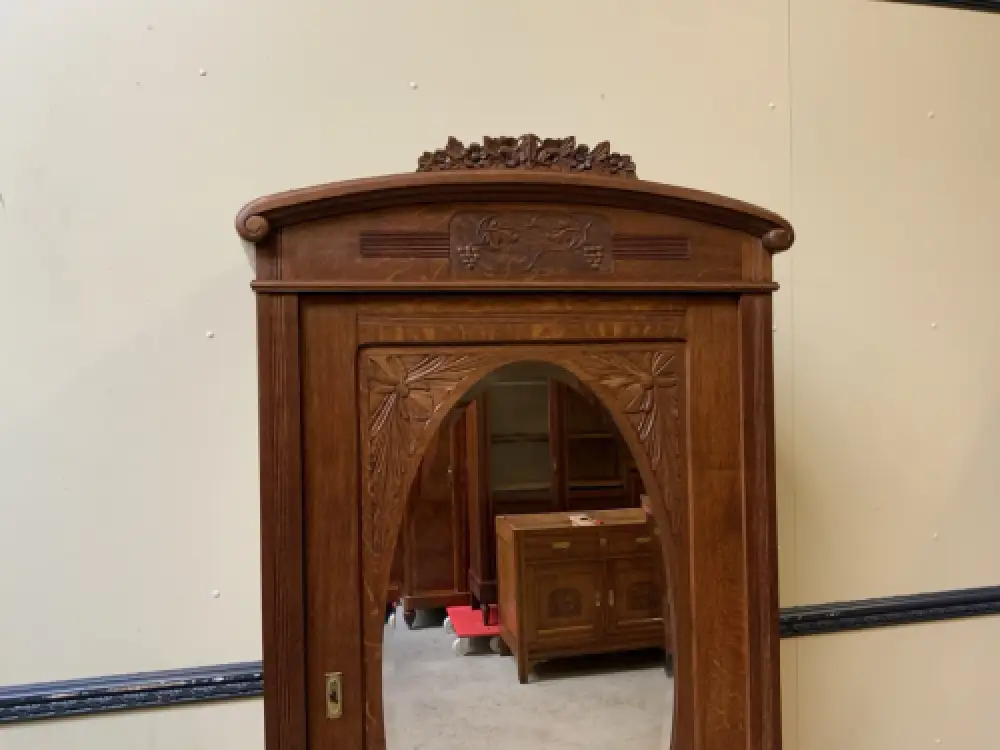 Antiker Jugendstil Wäscheschrank, -   Lieferung möglich! 2