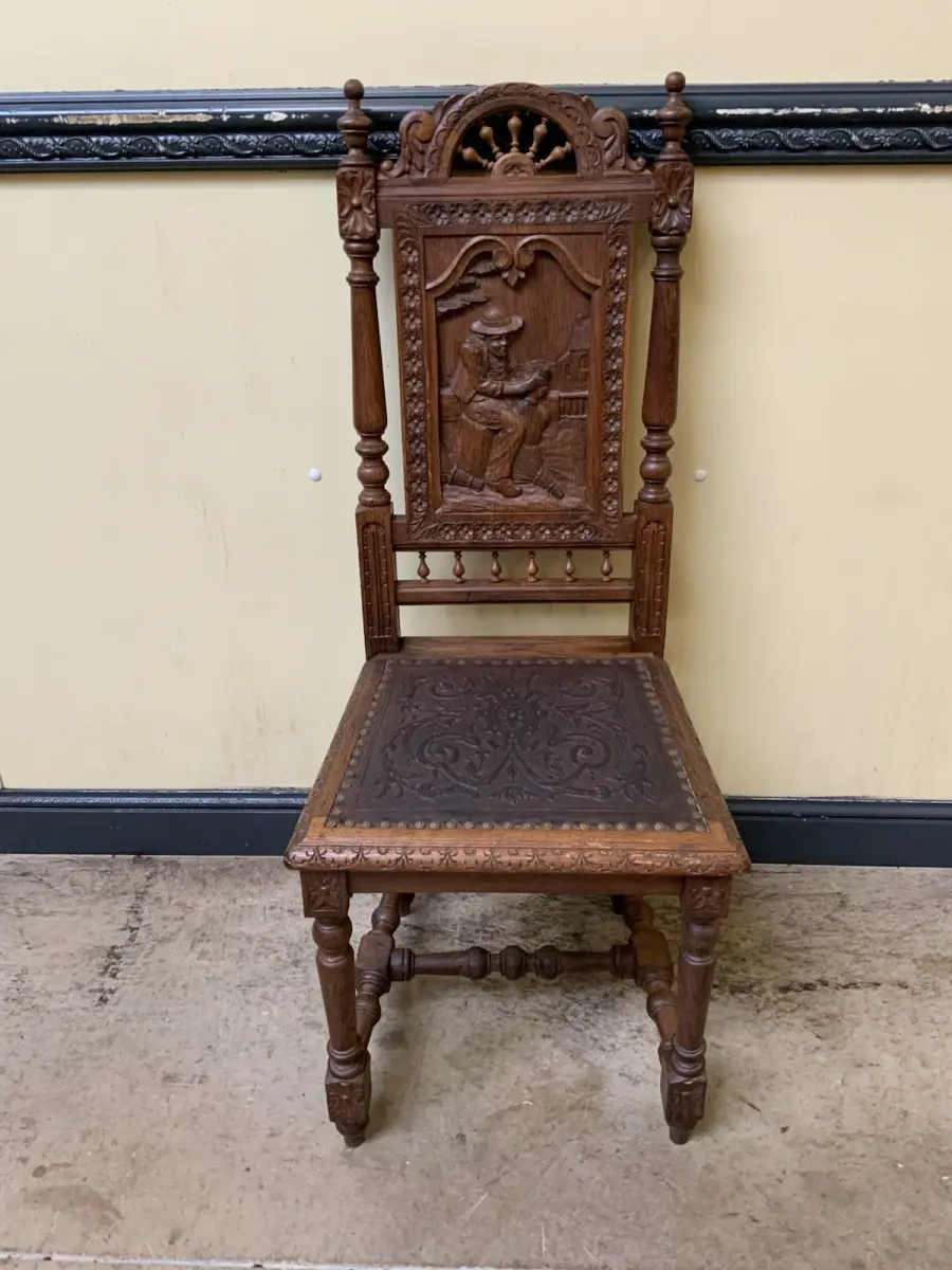 Antik - Stuhl aus der Bretagne  - Lieferung möglich!