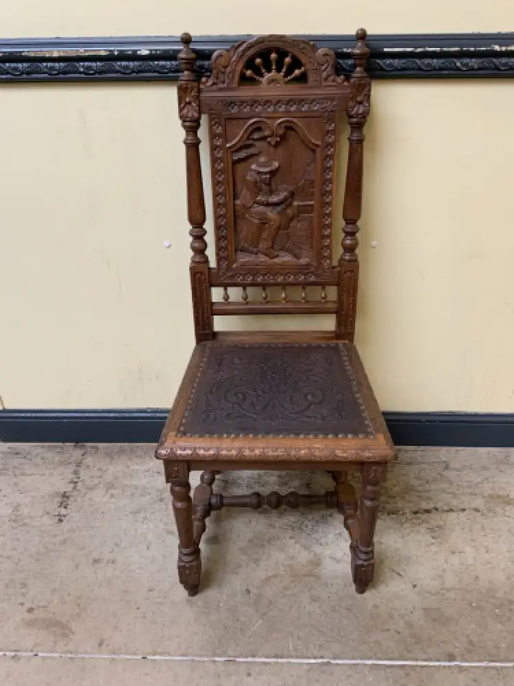 Antik - Stuhl aus der Bretagne  - Lieferung möglich! 1