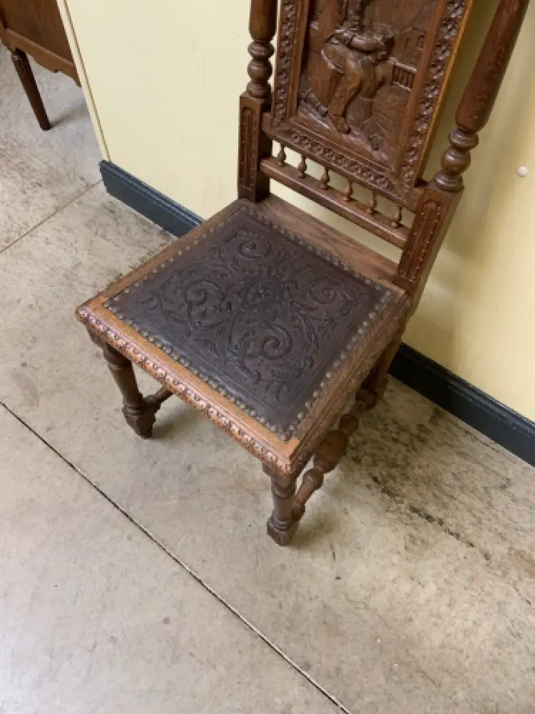 Antik - Stuhl aus der Bretagne  - Lieferung möglich! 10