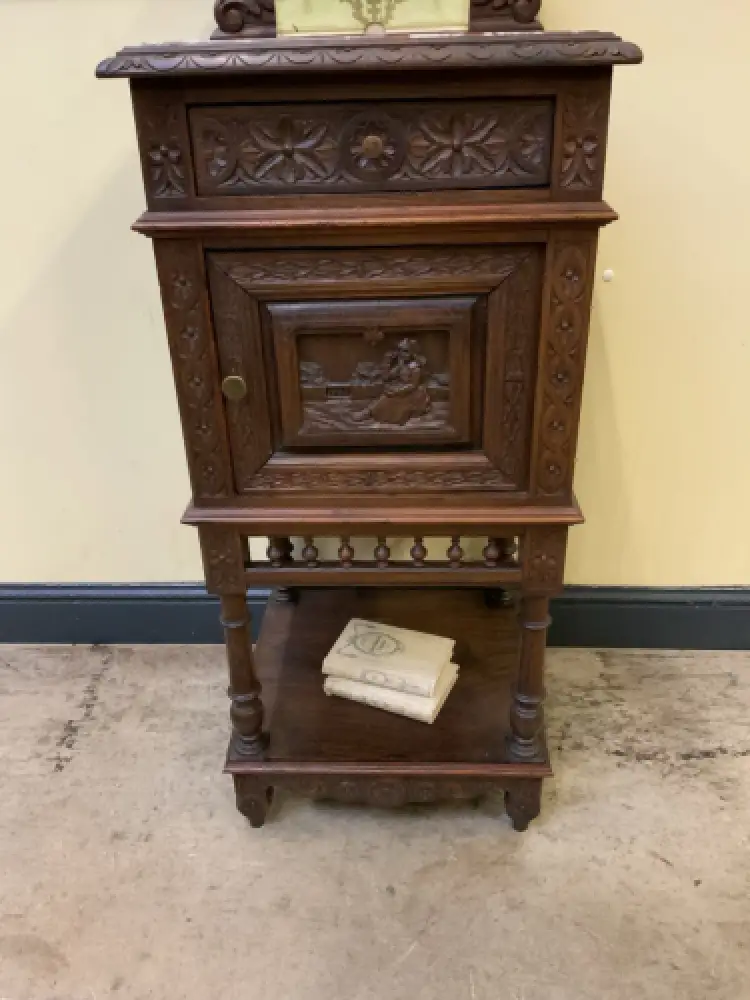 Antikes Bretonisches Vertiko, Anrichte, Nachtschrank - Lieferung möglich! 11