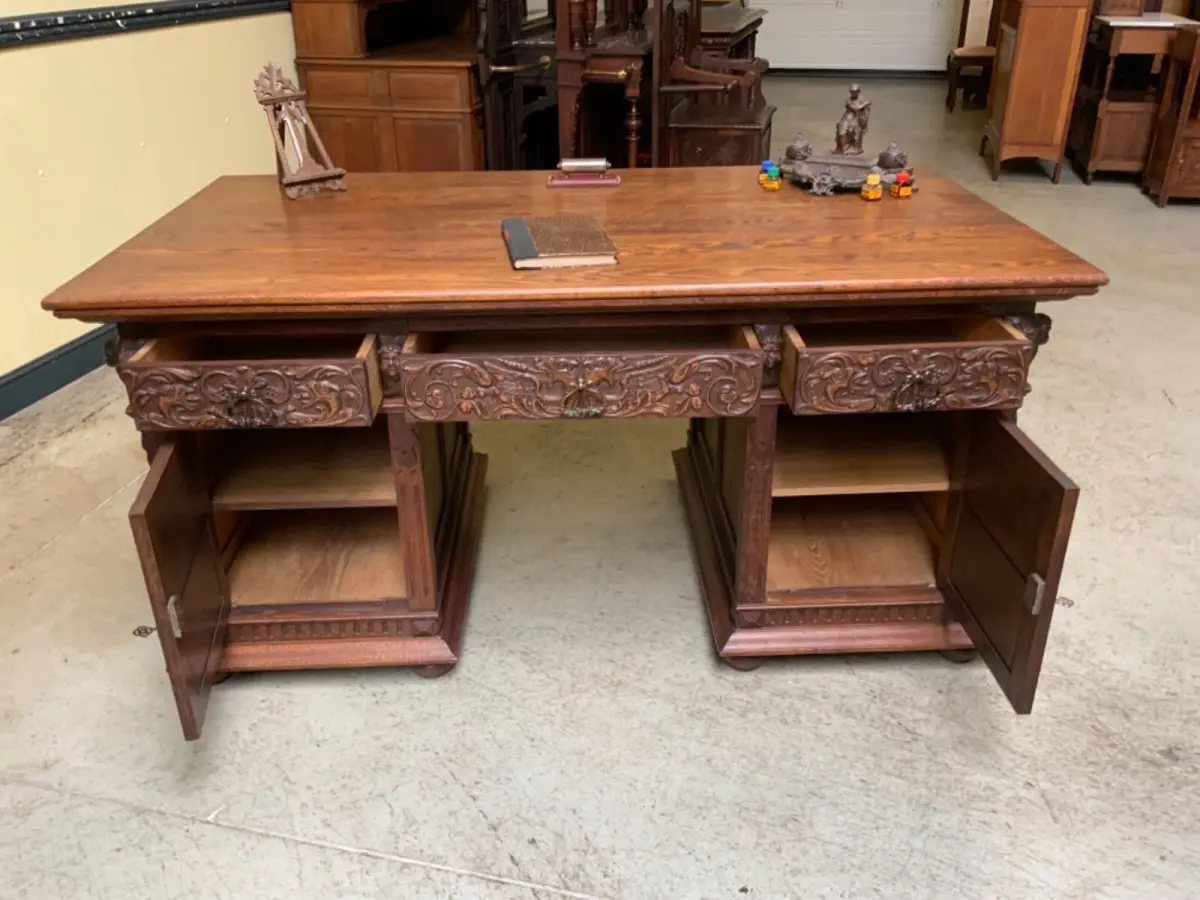 Antiker doppelseitiger Neorenaissance Schreibtisch -  Lieferung möglich! 12