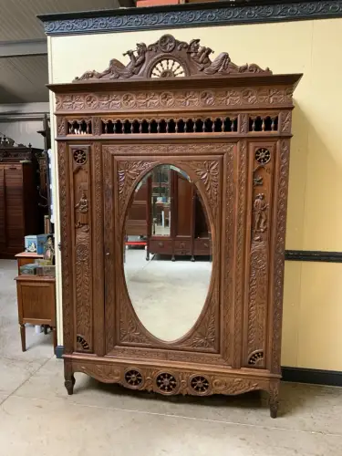 Antik - Kleiderschrank, Garderobenschrank - Bretagne - Lieferung möglich.