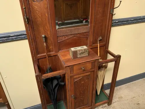 Antike Art Deco Garderobe mit Schrank,  Schub - Traumhaft - Lieferung möglich!