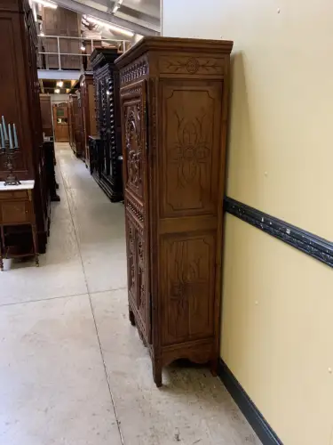 Antiker bretonischer Geschirrschrank, Vertiko, Wäscheschrank,-Lieferung möglich!