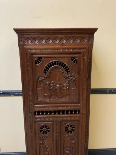 Antiker bretonischer Geschirrschrank, Vertiko, Wäscheschrank,-Lieferung möglich!